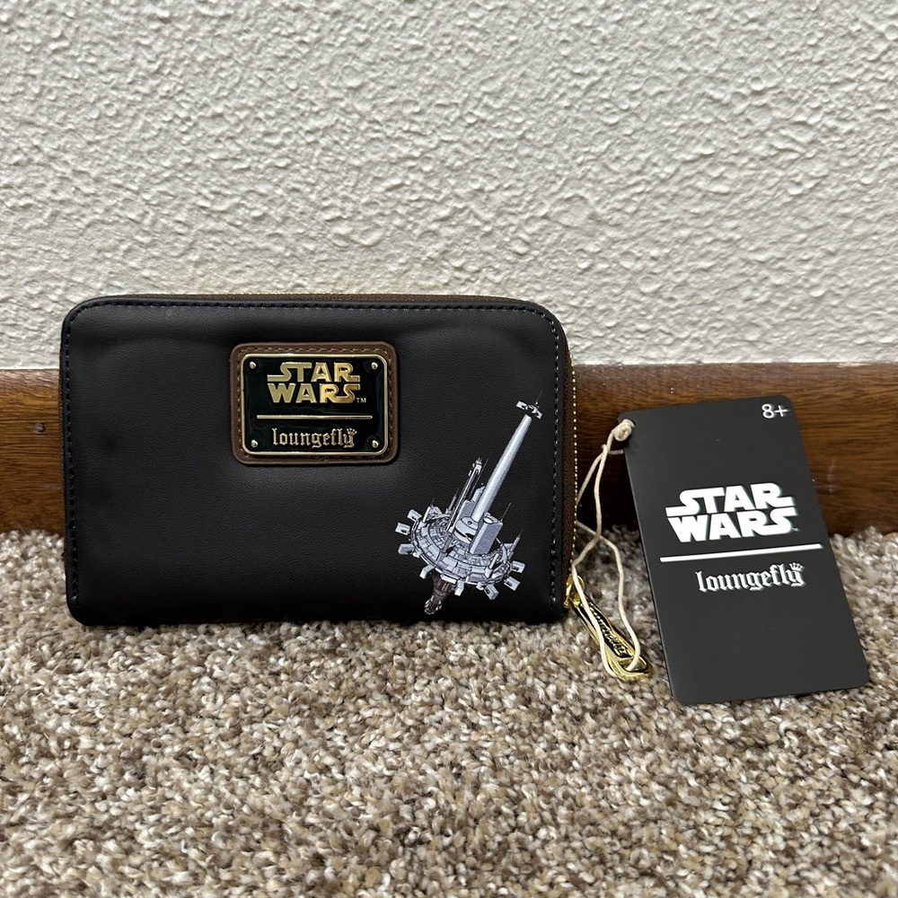 Loungefly Wallet - Picture 2 of 3